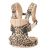 BABYBJORN ONE - nosidełko, Beż/Leopard