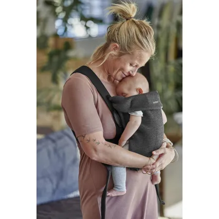 BABYBJORN MINI 3D Jersey – nosidełko, Szaroczarny