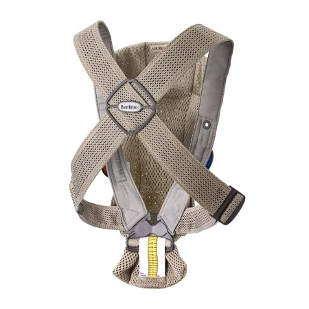 BABYBJORN MINI 3D Mesh – nosidełko, Szary Beż