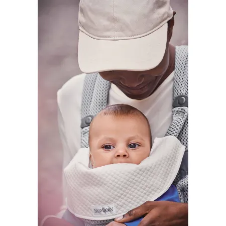 BABYBJORN - śliniaczek do nosidełka BABYBJORN MINI